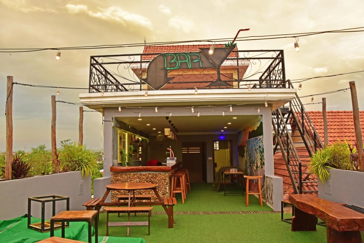 Mad Monkey Hostel Kampot (Adults Only) Exterior foto