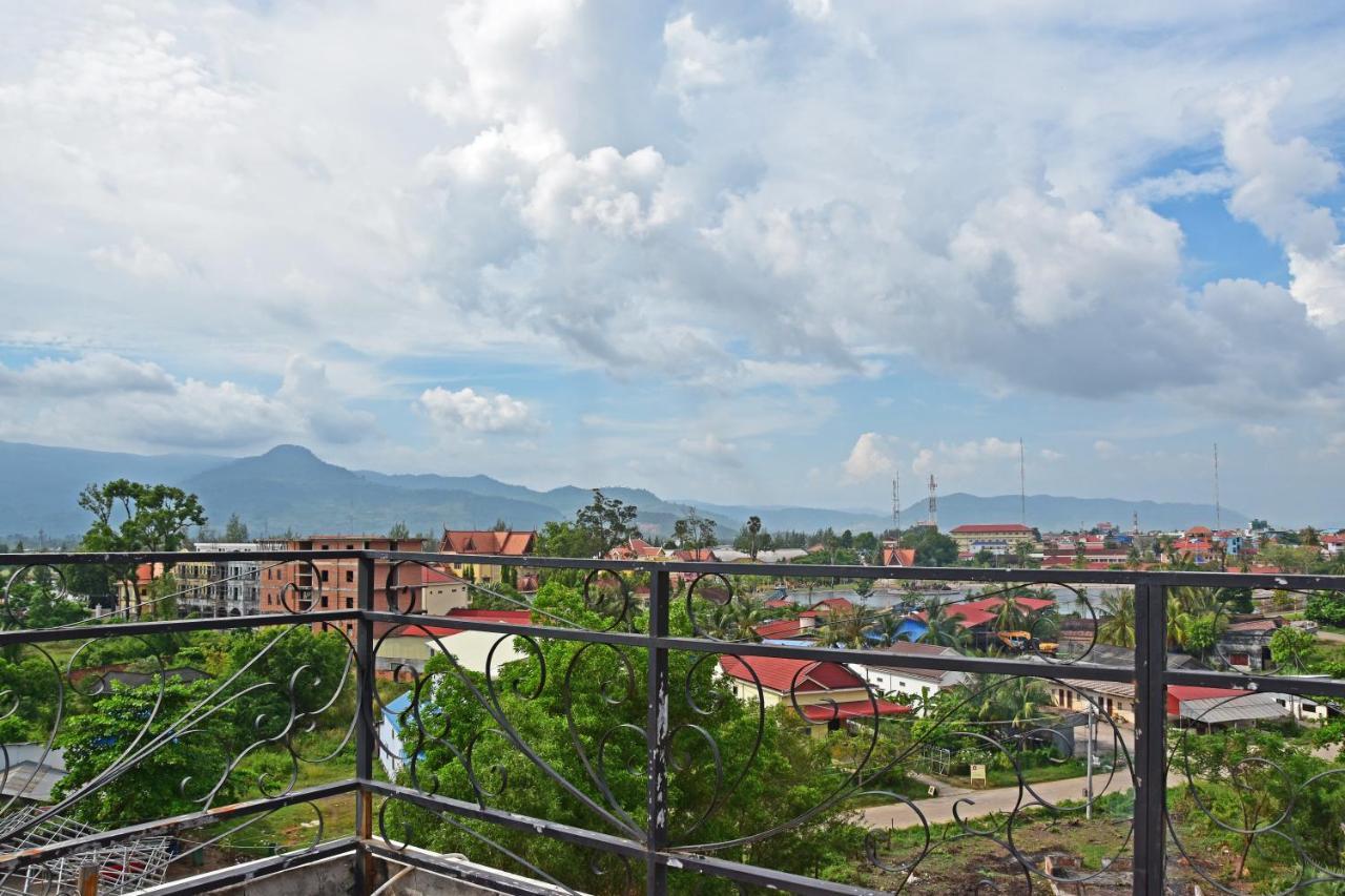 Mad Monkey Hostel Kampot (Adults Only) Exterior foto